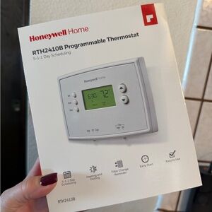 Honeywell Home RTH2410B Programmable Thermostat - White